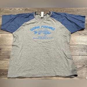 Men's Gone‎ Fishing Raglan T-shirt Gray And Blue Size Extra Large EUC